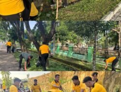 Instruksi Presiden Dijabarkan di Daerah, Polda Kalsel Laksanakan Aksi Bersih Masjid